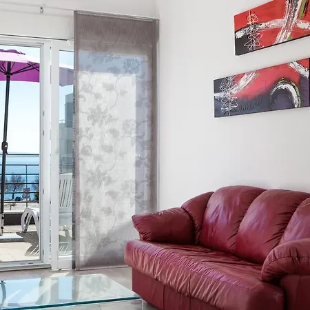 Apartment Luxury Gloss Split